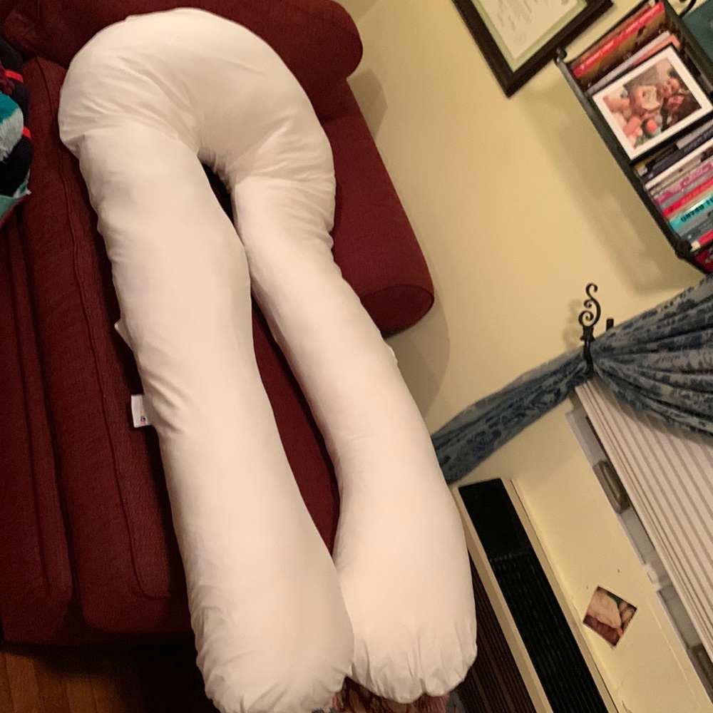 Pregnancy body pillow
